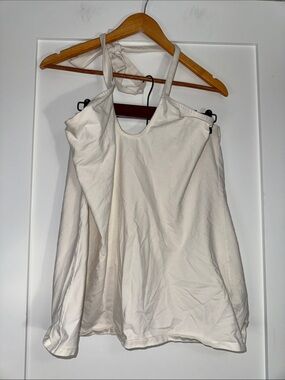 Torrid Retro Chic Classic Cream Women’s Halter Top Sz 3 capsule minimalist